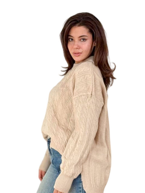 بلوفر تريكو رقبة مستديرة